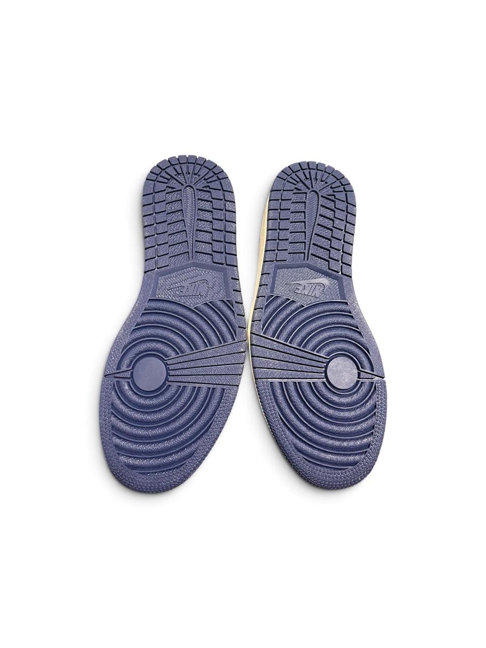 Nike Air Jordan 1 Retro High OG "Midnight Navy" - Picture 5 of 8